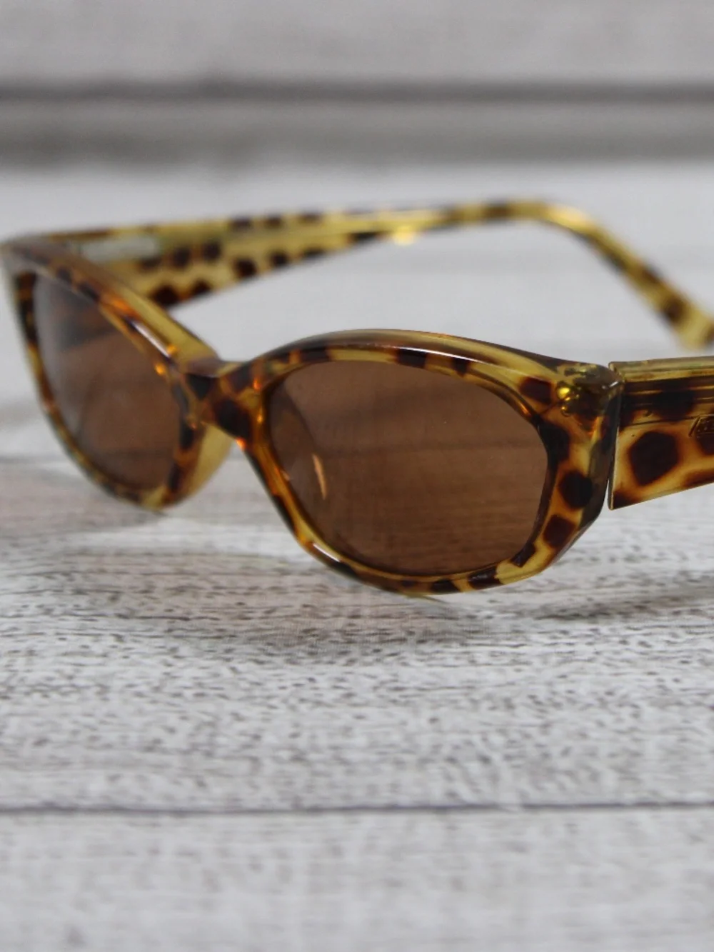 Arnette Mantis 125 Sunglasses Made in Italy Tortoise Woman